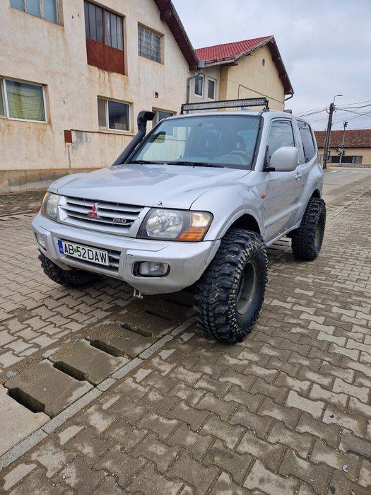 Mitsubishi Pajero MK3 V60 3.2 DiD OffRoad