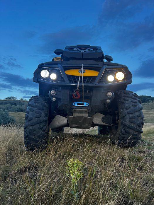 Can am outlander XT-P 1000