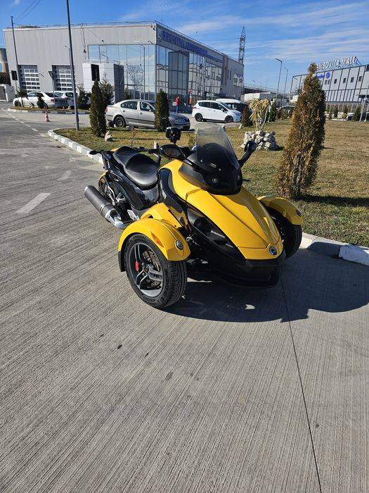 Can am spyder Bombardier