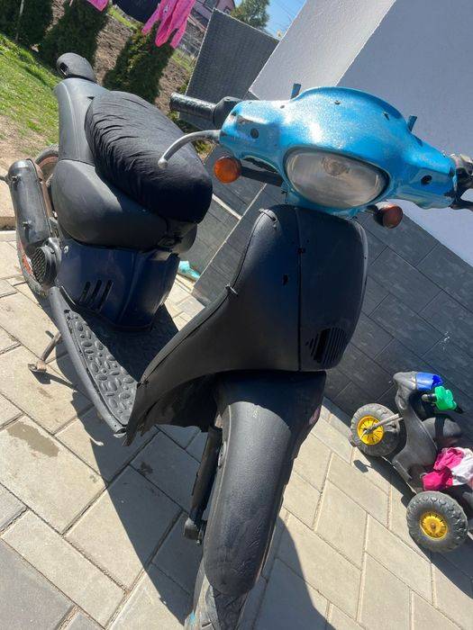 Vând aprilia scarabeo