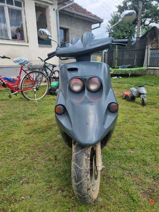 Vand scuter malaguti f10 in stare foarte buna pret 2000 lei neg