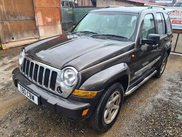 Dezmembrari dezmembrez  Jeep Cherokee III 2.8, 2.5 D