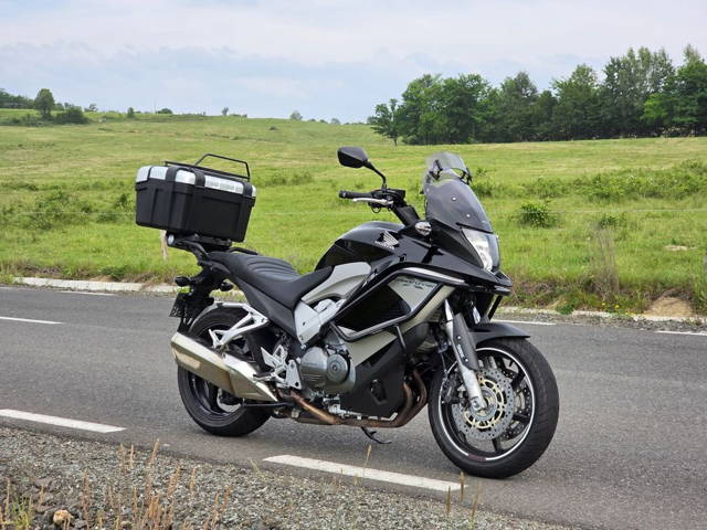 Honda VFR 800X Crossrunner sport-touring stare excelenta revizie !
