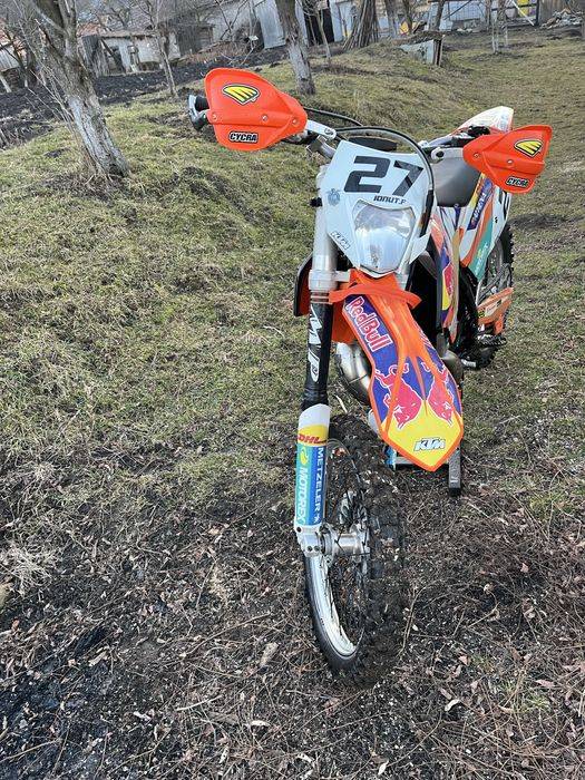 KTM 300 exc ( enduro )
