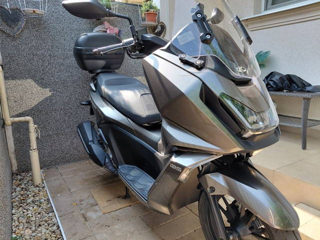 Scuter Kymco SkyTown 125