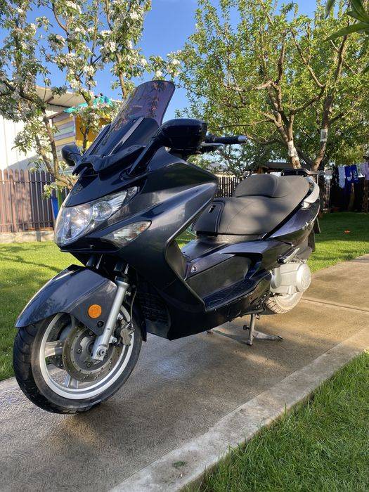 Maxi scuter Kymco xcityng 250 carburatie 21500 km la bord