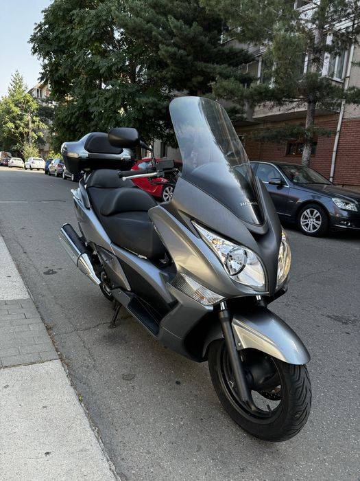 Honda Silver wing 400 (nu:yamaha tmax/suzuki burgman)