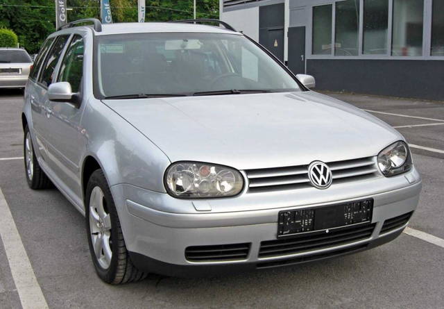 Vand golf 4 aproape nou negocioabil