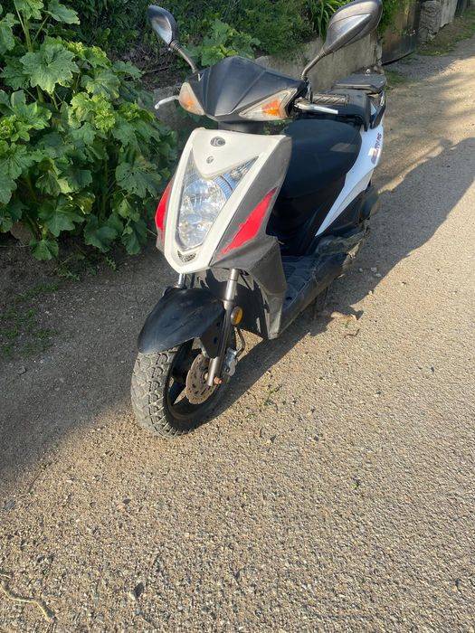 Vând kymco agility rs 50 4 t