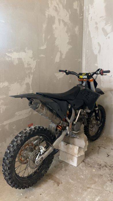ktm full cross 250 4t.