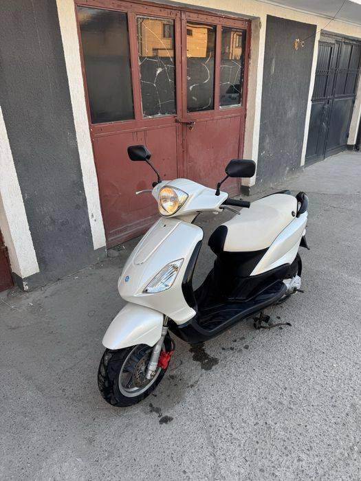 Vand scuter Piaggio 50cm