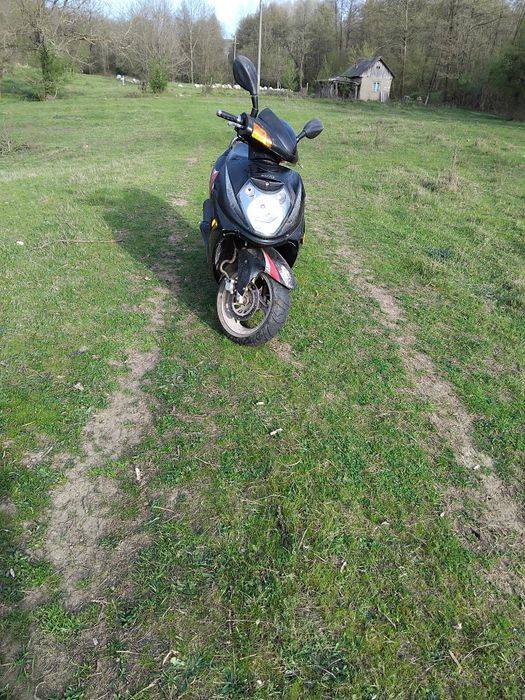 Vând Scuter 125cc