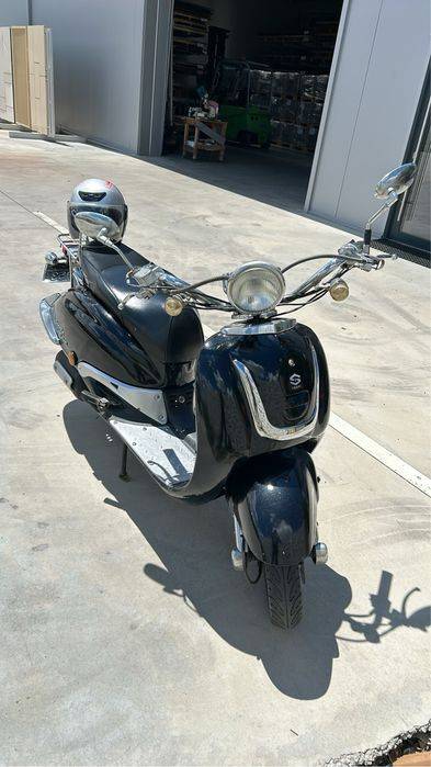 Scuter grade fosti retro 50