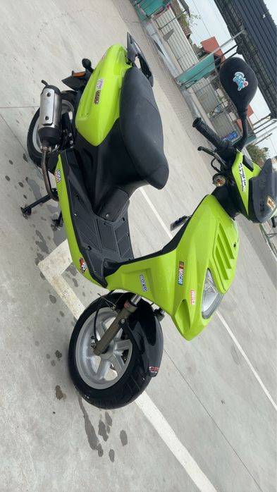 Vand scuter 49cc 2t