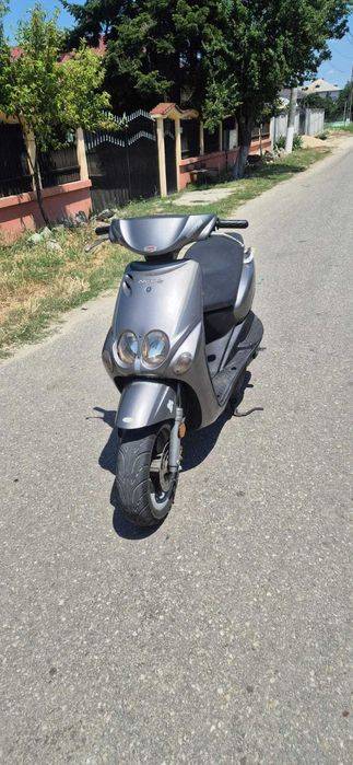 YAMAHA NEOS 49cm an 2003 talon ITALIA