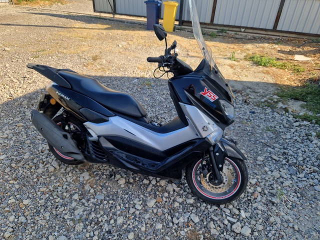 Vând scuter Yamaha N max 125
