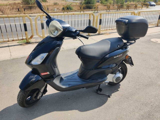 Derbi Boulevard 4T  (Piaggio Fly)   Acte/Carte service