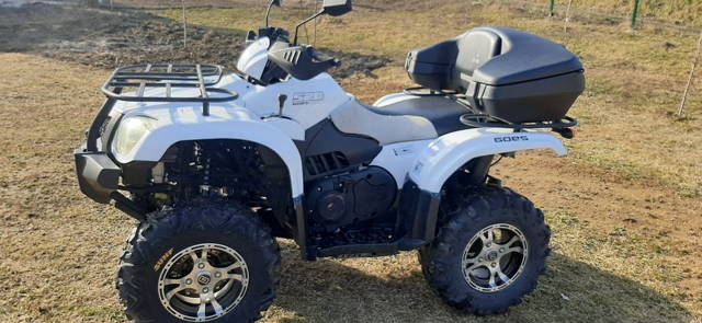 Vând atv cf moto 500cc 4x4