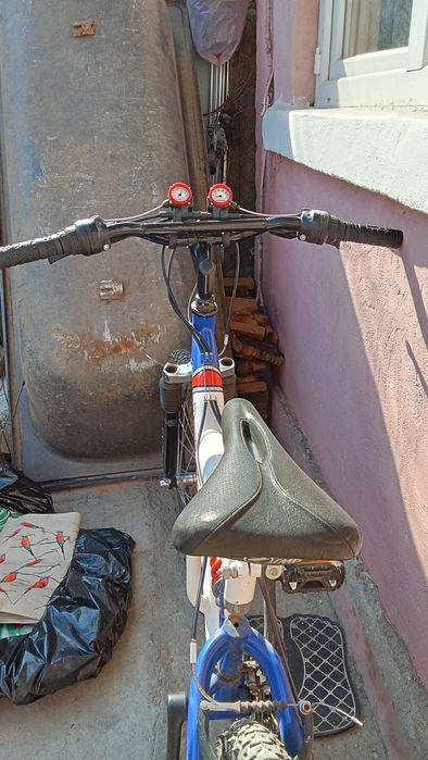 Este o bicicletă foarte bună