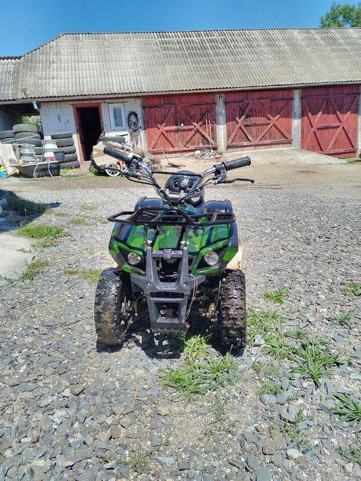 Vând atv electric
