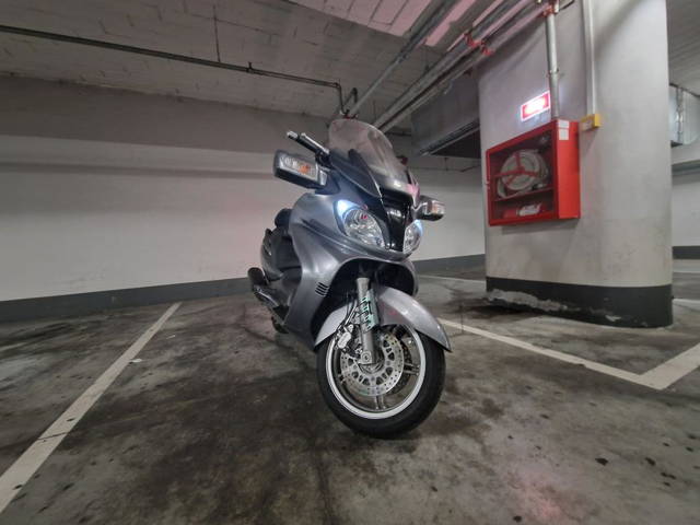 Suzuki burgman 650 executive