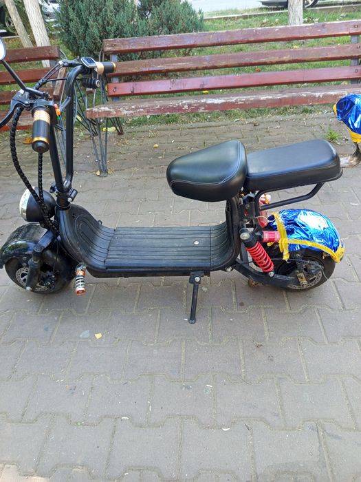 Scuter electric copii 8-12 ani