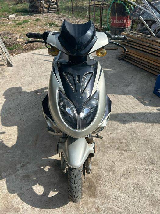 Scuter Flek Tech 125