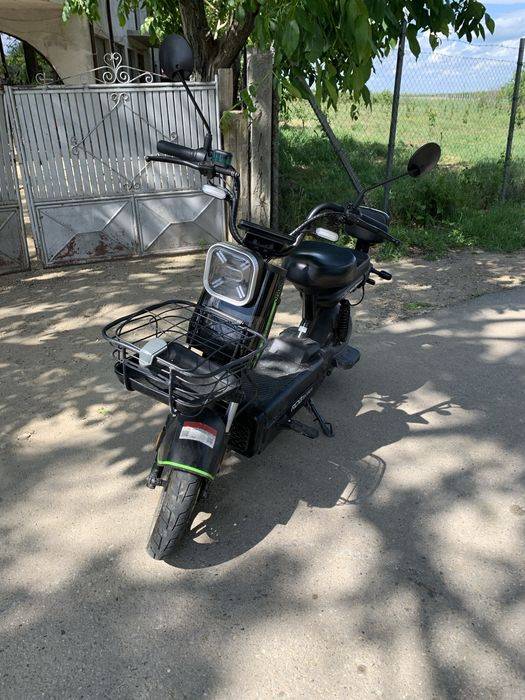 Scuter electric RDB ROMA