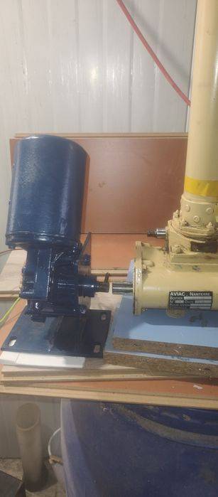 Actuator  liniar tracker solar