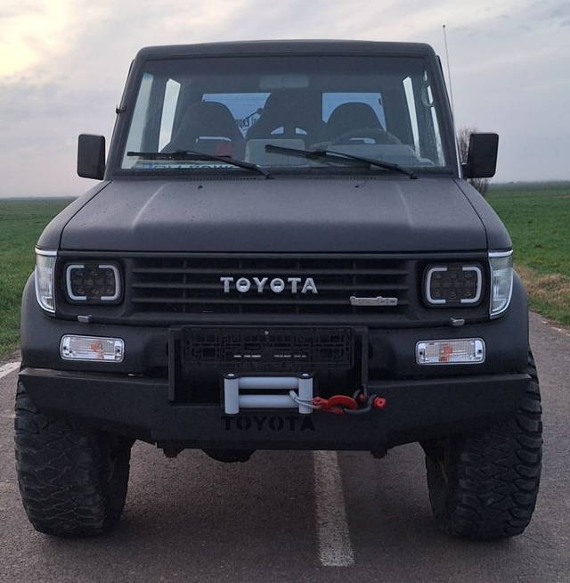 Toyota Land Cruiser LJ70 / J7 2.4 D, restaurata, turbo BMW, blocant