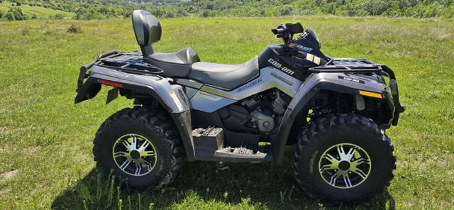 CAN AM Outlander/ Bombardier /2012 /800R