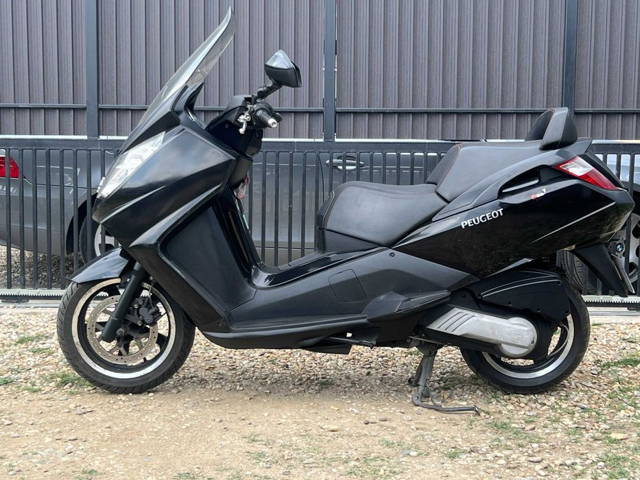 Scuter cu B-ul Peugeot Sattelis 125 cc Transport Gratuit