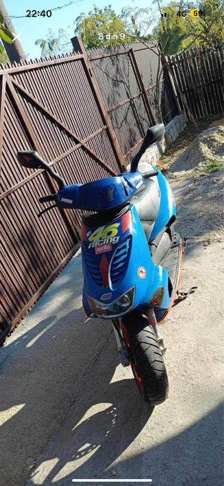 Vand scuter sr 50 cu set de 80