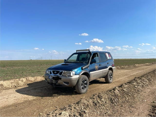 Vând Nissan Terrano II