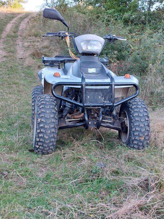 Vând atv E-ton Yukon 150
