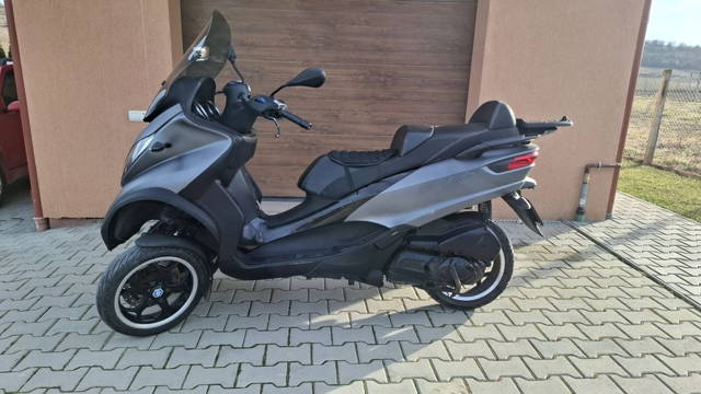 Scooter Piaggio Mp3 300