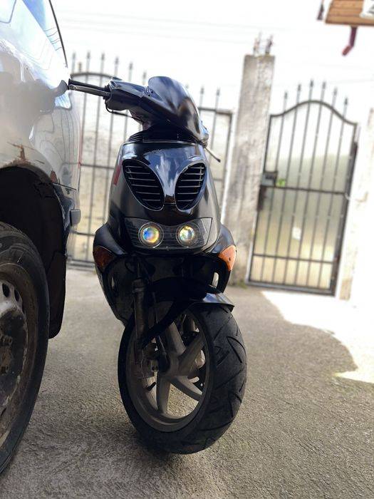 Scuter aprilia sr50