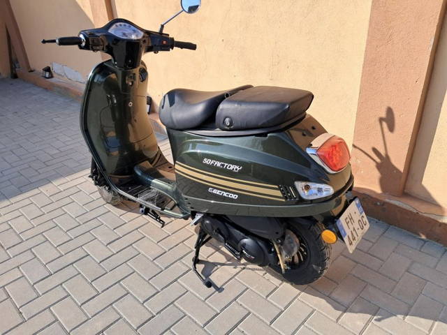 Scuter 50 cmc benzină