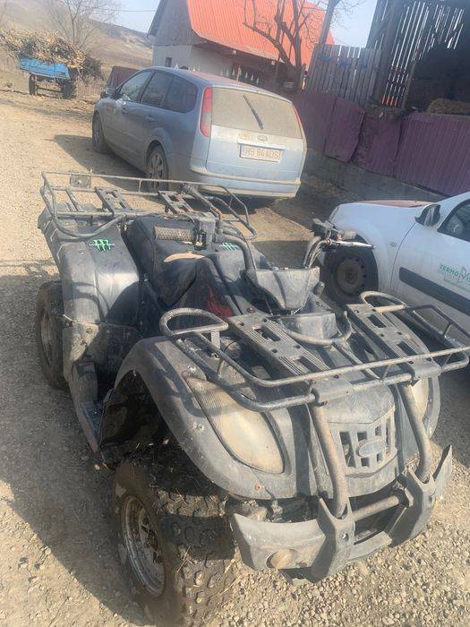 Vând atv  cu probleme la cutia de viteze