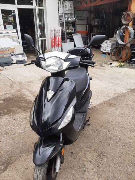 Vand scuter benzina 49 cm