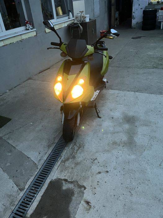 Scuter explorer 49cc 2 timpi
