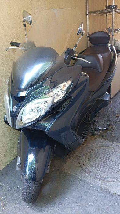 Suzuki Burgman 400