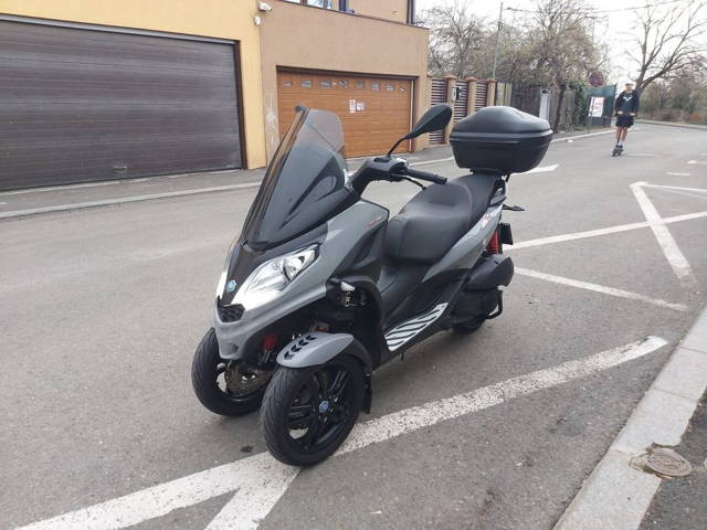 Piaggio Mp3 300 Sport, 6000km