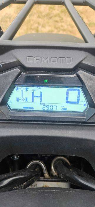 Se vinde ATV CF Moto 450 L 5300€
