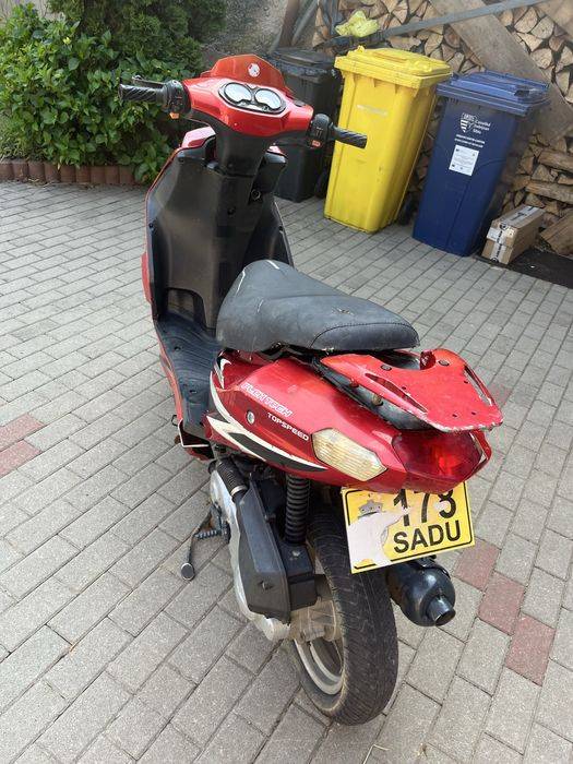 Scutar 80cc cu acte in regula