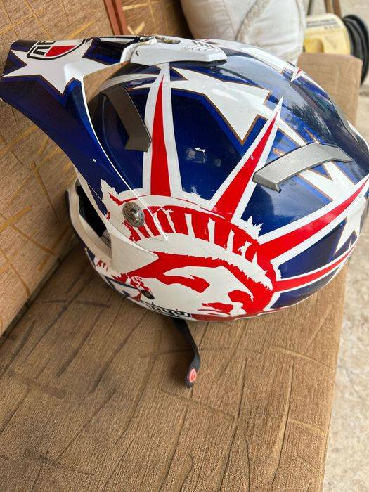 Stator Yamaha WR, releu incarcare si fisa bobina aprindere, casca