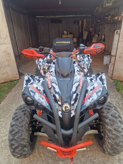 Can am renegade 1000 R