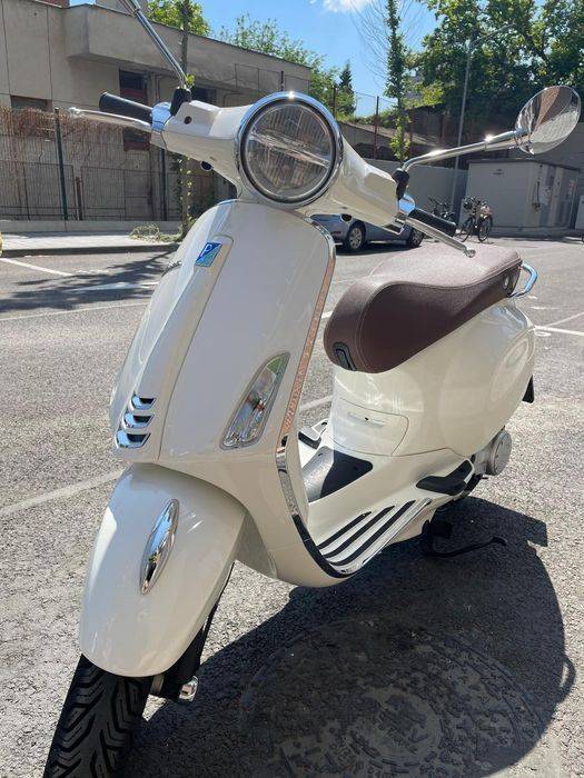 Scooter Piaggio Vespa Primavera