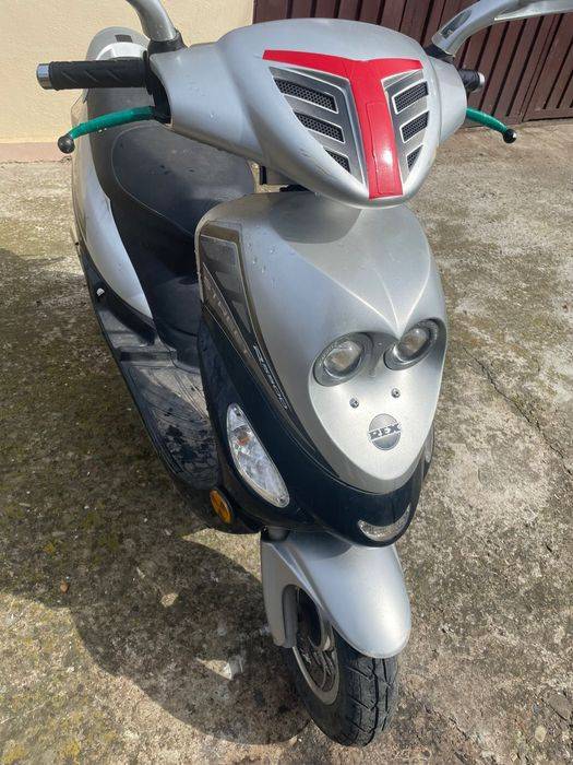 Vand scuter Rex RS500 49cc