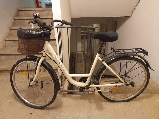 Vând bicicleta nemteasca